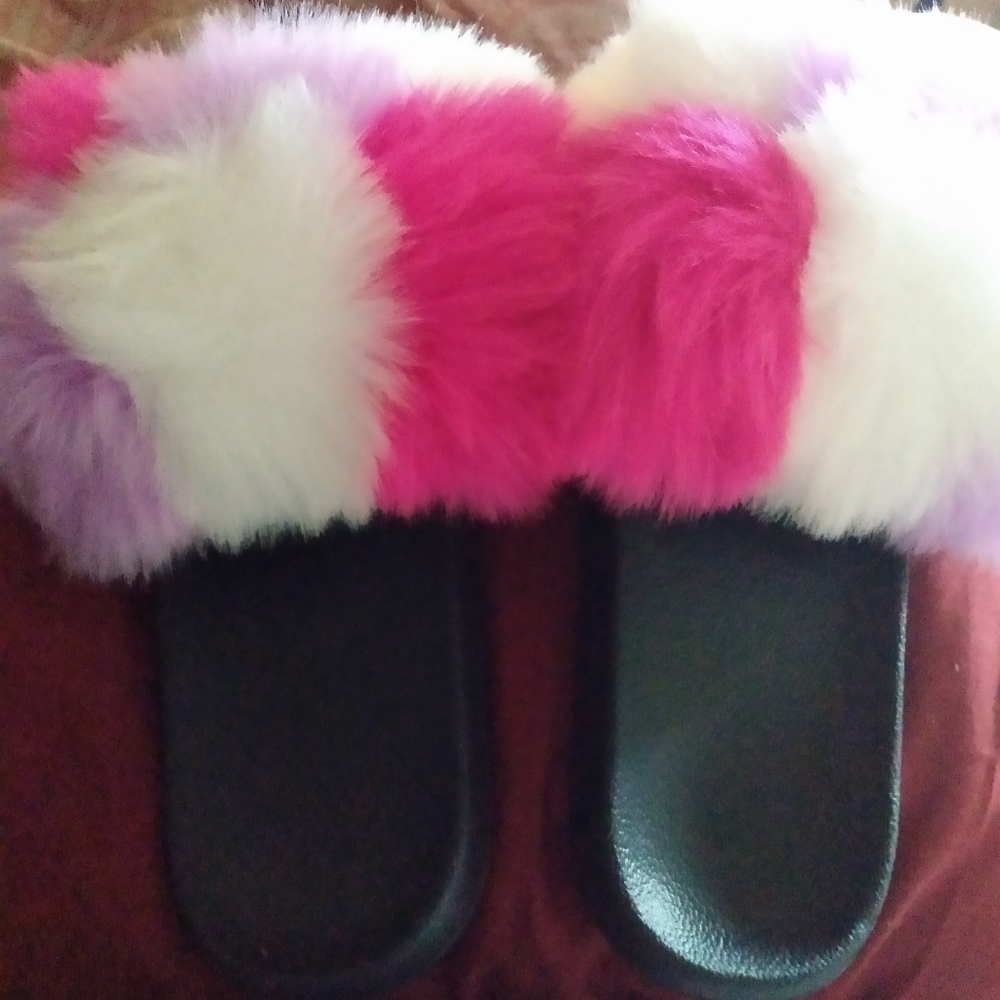 Flip flops with pink white and purple fur